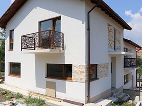 Casa de vânzare 4 camere, în Dezmir