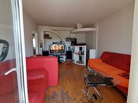 Apartament de vânzare 3 camere, în Constanţa, zona Dacia