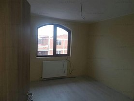 Casa de vânzare 3 camere, în Dumbrăviţa