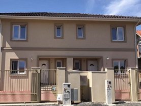 Casa de vânzare 4 camere, în Săcălaz