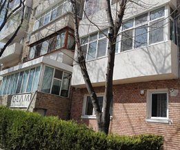 Apartament de vânzare 3 camere, în Tulcea, zona Ultracentral