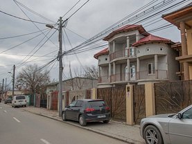 Casa de vânzare 6 camere, în Giurgiu, zona Ultracentral