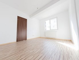 Apartament de vânzare 3 camere, în Bucuresti, zona Aparatorii Patriei