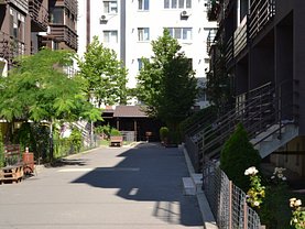 Apartament de vânzare 2 camere, în Bucureşti, zona Berceni