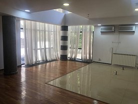Casa de vânzare 8 camere, în Bucureşti, zona Herăstrău