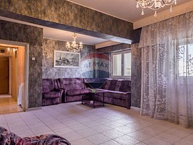 Apartament de vânzare 4 camere, în Bucuresti, zona Berceni