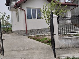 Casa de vânzare 4 camere, în 1 Decembrie