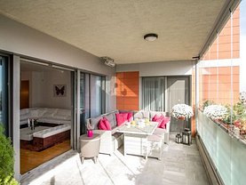 Apartament de vânzare 4 camere, în Bucuresti, zona Sisesti