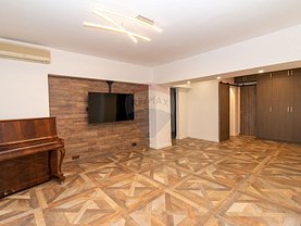 Apartament de închiriat 4 camere, în Bucureşti, zona P-ţa Unirii