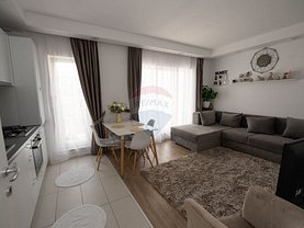 Apartament de vânzare 3 camere, în Ştefăneştii de Jos