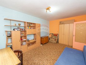 Apartament de vânzare 2 camere, în Bucuresti, zona Crangasi