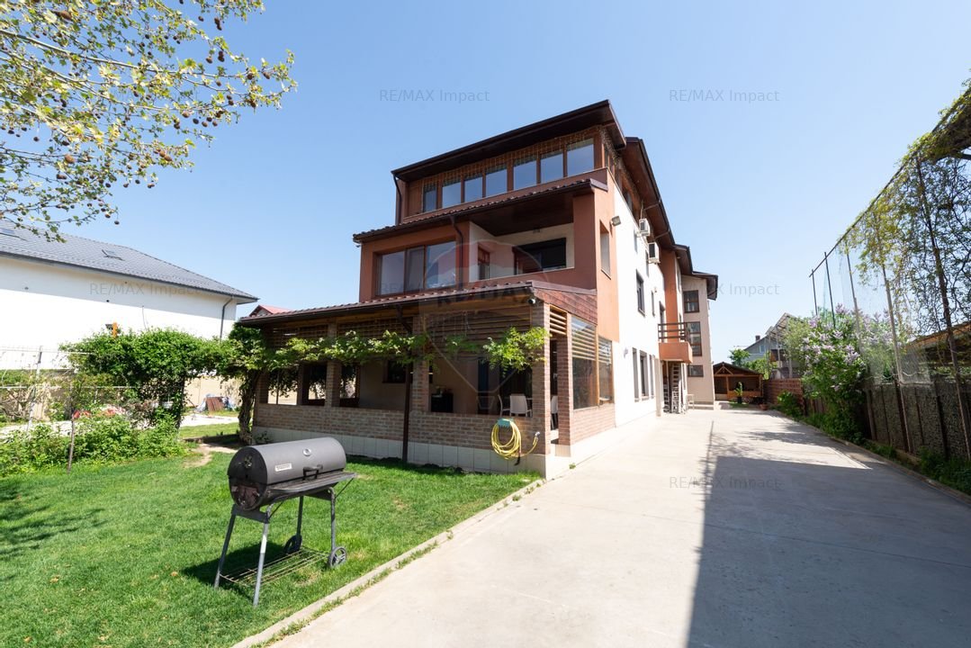 Casa duplex moderna de vanzare, P+2, 255mpu, 349mp teren