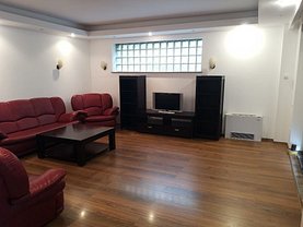Casa de închiriat 4 camere, în Bucuresti, zona Jiului