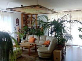 Apartament de vânzare 4 camere, în Cluj-Napoca, zona Manastur
