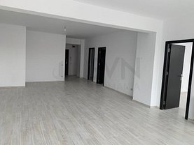 Apartament de vânzare 3 camere, în Cluj-Napoca, zona Central