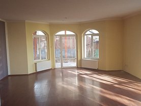 Casa de vânzare 7 camere, în Cluj-Napoca, zona Manastur