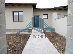 Casa de vânzare 3 camere, în Moşniţa Nouă