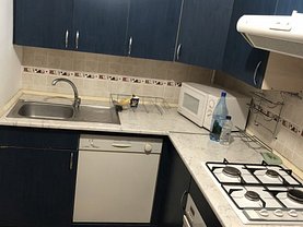 Apartament de vânzare 3 camere, în Bucuresti, zona Titulescu
