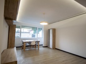Apartament de vânzare 2 camere, în Bucureşti, zona Giuleşti