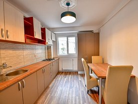 Apartament de închiriat 3 camere, în Cluj-Napoca, zona Intre Lacuri