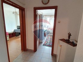 Apartament de vânzare 2 camere, în Bacau, zona 9 Mai