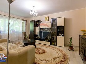 Apartament de vânzare 3 camere, în Bacau, zona Central