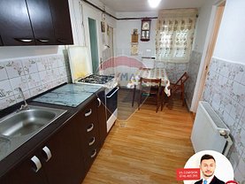 Casa de vânzare 2 camere, în Bacau, zona Tache