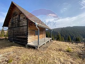 Casa de vânzare 3 camere, în Poiana Horea