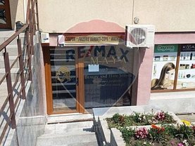 Vânzare spaţiu comercial