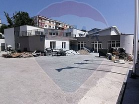 Închiriere spaţiu comercial