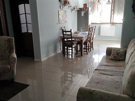 Apartament de vânzare 3 camere, în Floreşti, zona Central