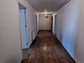 Apartament de vânzare 4 camere, în Bucureşti, zona Universitate