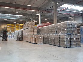 Închiriere spaţiu industrial