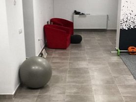 Închiriere birou