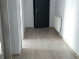 Apartament de vânzare 3 camere, în Chiajna