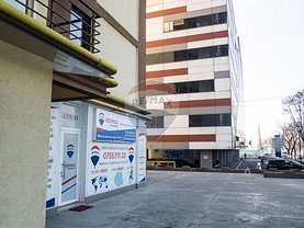 Vânzare spaţiu comercial
