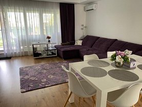 Casa de vânzare 3 camere, în Bucureşti, zona Pipera