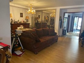 Casa de vânzare 4 camere, în Bucureşti, zona Pipera