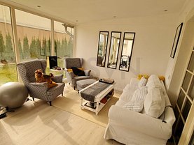 Casa de vânzare 4 camere, în Ştefăneştii de Jos, zona Nord-Est