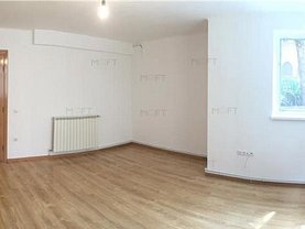 Apartament de vânzare 4 camere, în Bucureşti, zona Primăverii