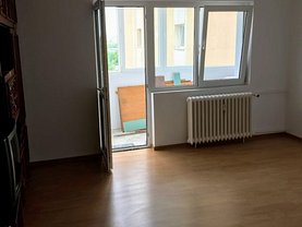 Apartament de vânzare 2 camere, în Bucureşti, zona Titan