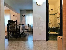 Apartament de vânzare 4 camere, în Brasov, zona Tractorul