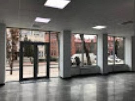 Vânzare spaţiu comercial în Suceava, Burdujeni