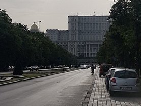 Apartament de vânzare 4 camere, în Bucureşti, zona Unirii
