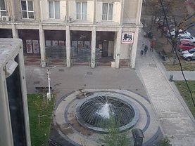 Apartament de închiriat 4 camere, în Bucureşti, zona P-ţa Romană