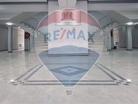 Apartament de vânzare 3 camere în Ramnicu Valcea, Central