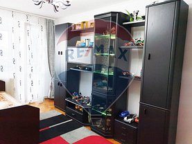 Apartament de vânzare 2 camere, în Ramnicu Valcea, zona Ostroveni