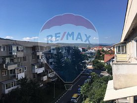 Apartament de vânzare 4 camere, în Râmnicu Vâlcea, zona Traian