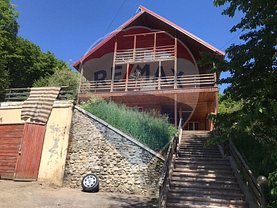 Casa de vânzare sau de închiriat 9 camere, în Olăneşti
