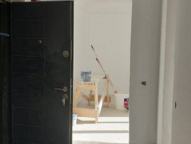Apartament de vânzare 3 camere, în Bragadiru, zona Haliu
